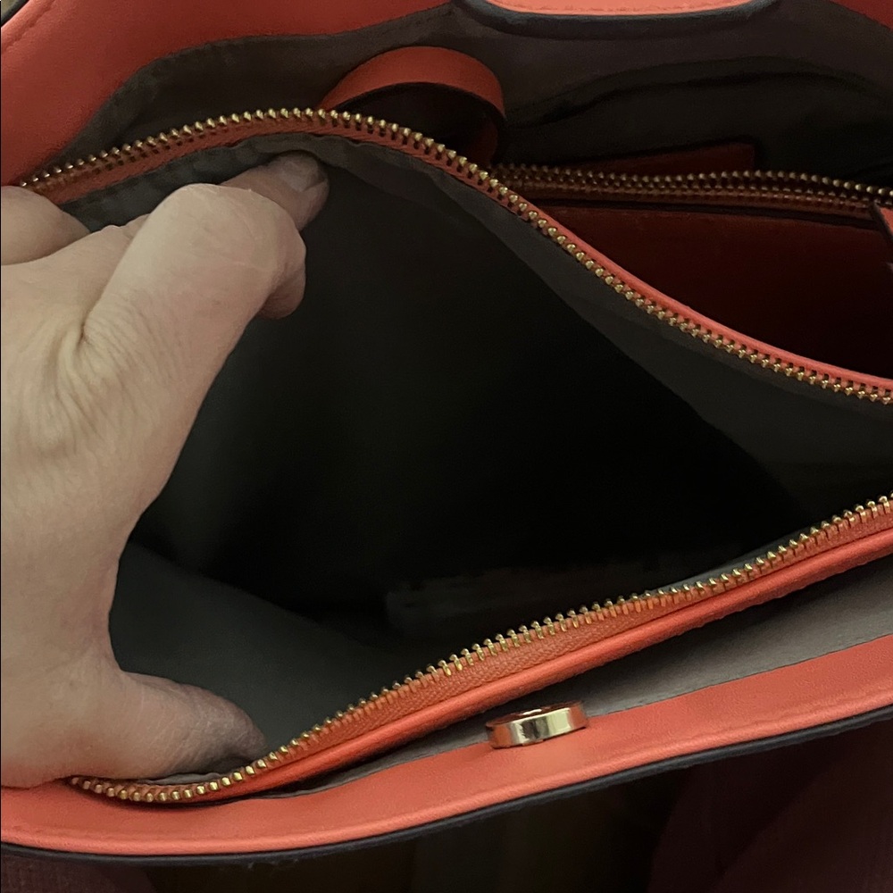 Anne Klein Coral and Tan Tote Bag - Picture 6 of 13